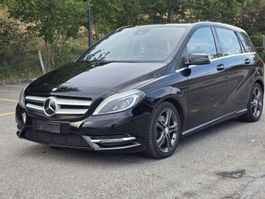 Mercedes-Benz B220 4m