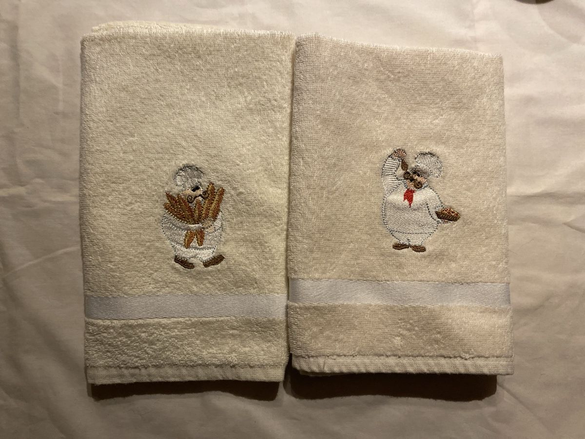 Toutes les décorations: 2x Decor Towels, Embroidered Chefs, Beige, Baguette, Pie – Neuf avec emballage d'origine à Buttikon SZ par Maxwelltime