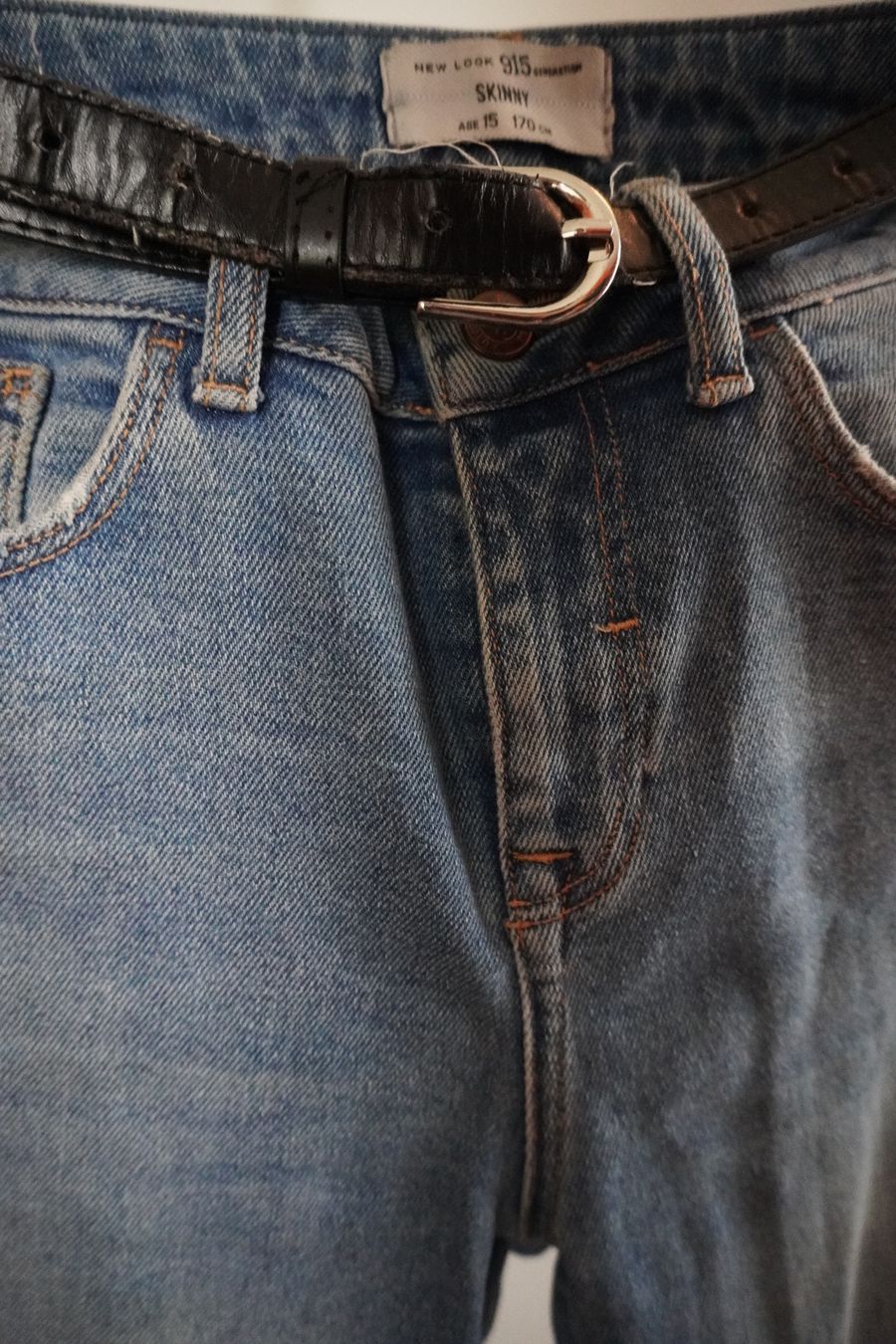 New Look Pantaloni: Jeans mit Rissen und Blumenmuster,  Gr. 36 – Usato da Uster venduto da aur_rtd8 4