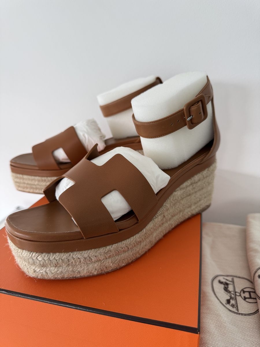Hermès Damenschuhe: Neue Hermès Sandalen Espadrilles Elda, naturel, 41 – Neu und originalverpackt aus Unterägeri von san_6qcx 1