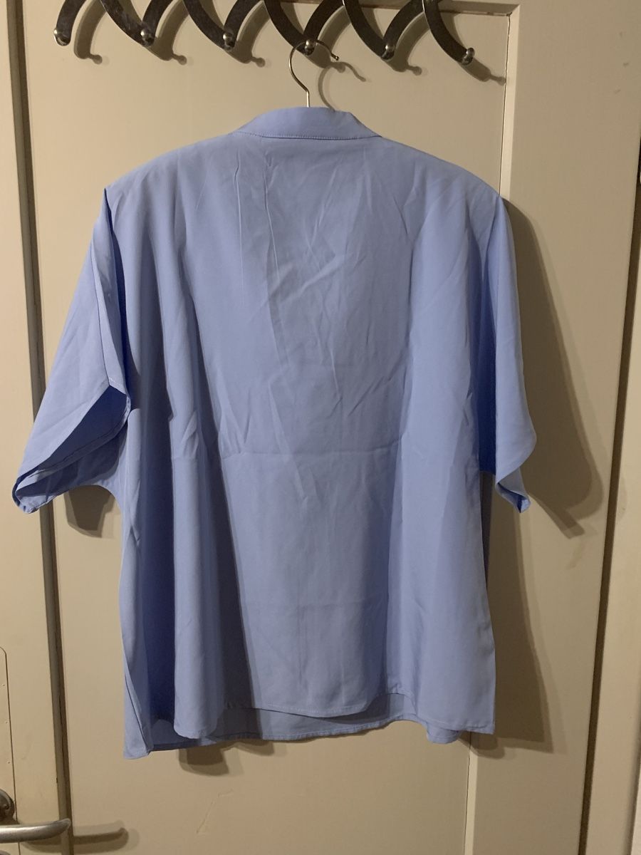 Blusen: Bluse Damen hellblau Grösse L Sommerbluse – Gebraucht aus Laufen von Nivo33 2