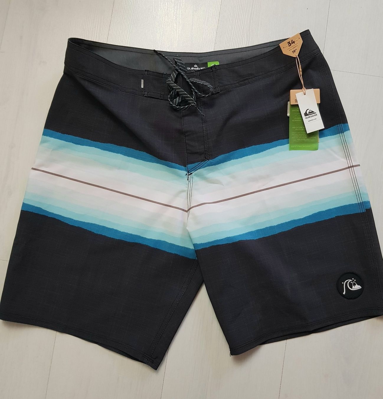 Giacche: Quiksilver NEU – Nuovo (secondo la descrizione) da Brunnen venduto da CHOUCHOU.