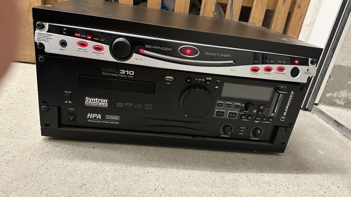 Altri accessori: Audio Rack Behringer BTR2000 / MPU310 / HPA D500 – Usato da Winterthur venduto da yan_mzy9 1