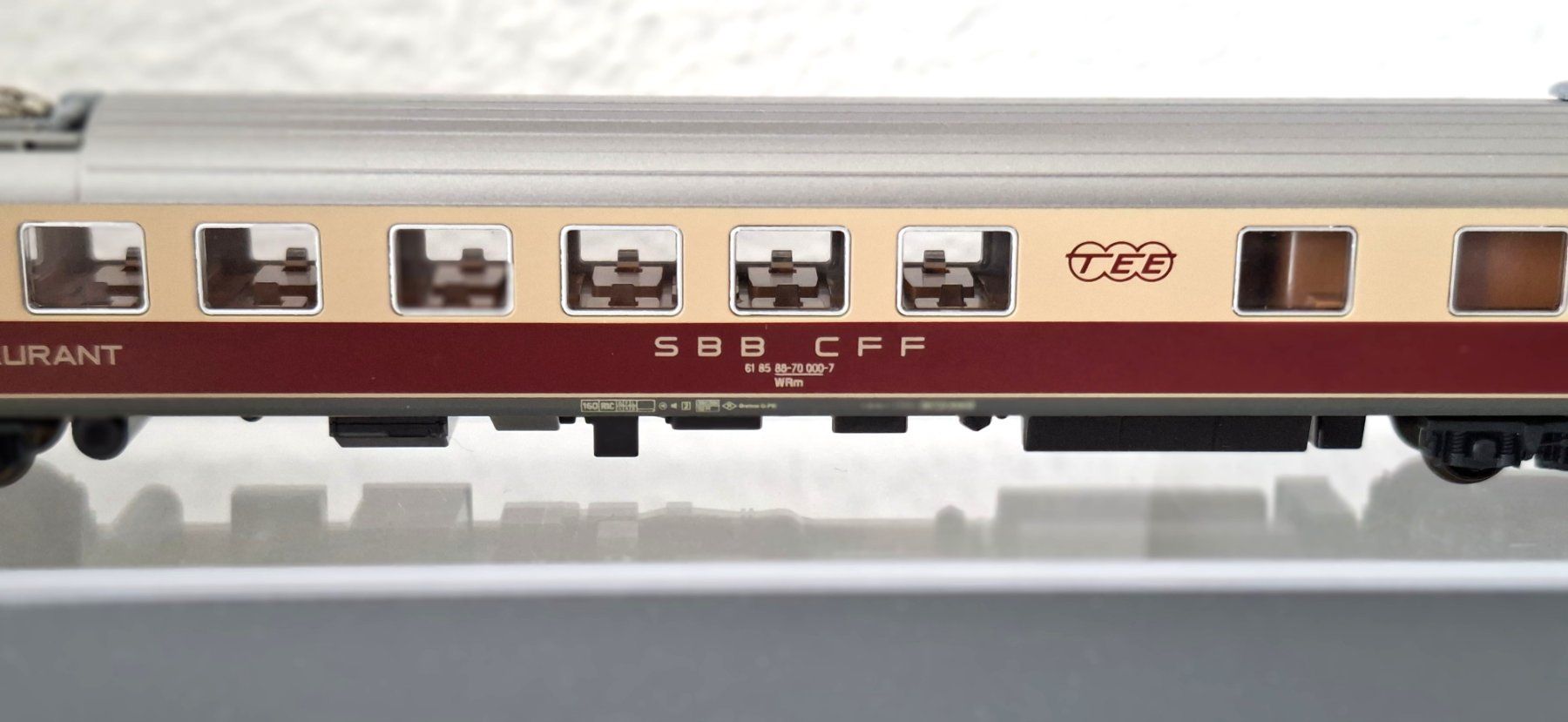 Kato Modellini di ferrovie: Kato SBB WRm  Restaurant  " TEE " K23302 – Nuovo (secondo la descrizione) da Biberist venduto da Ntrains 2