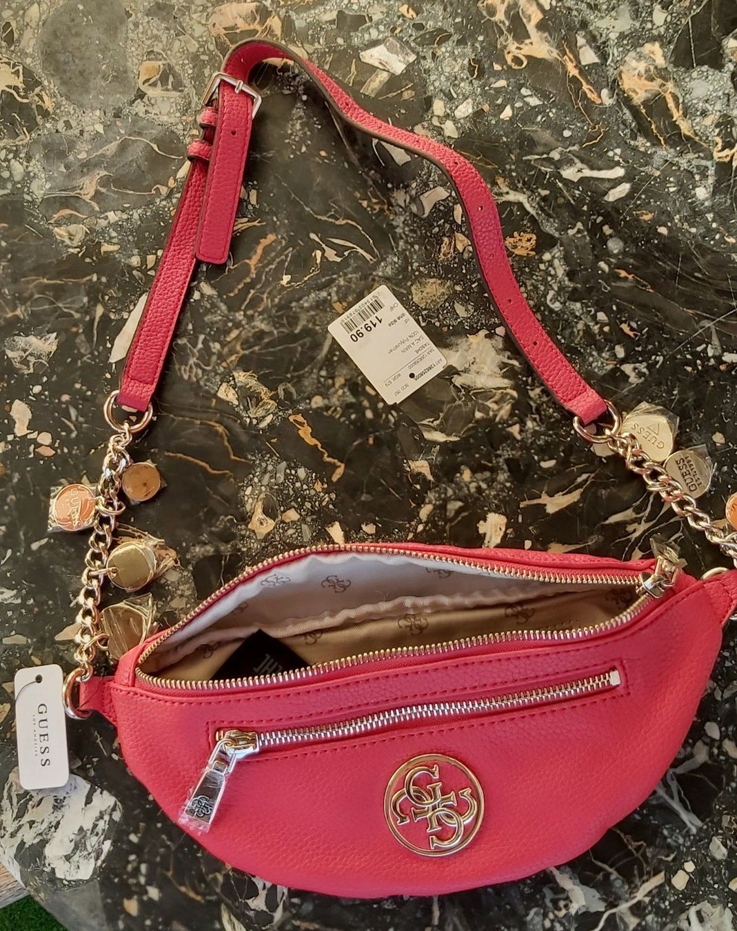 Guess Borse da donna: Bauchtasche GUESS NEU – Nuovo e nell'imballaggio originale da Greppen venduto da 86Sina