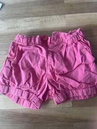 Sommerliche Shorts, Grösse 86