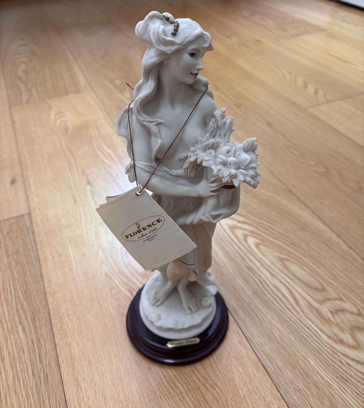 Statuette: Statua di Giuseppe Armani " Lady with cornucopia" 0182A – Usato da Montagnola venduto da ciain67 7