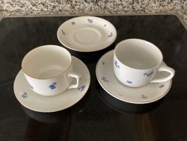 2 Kaffeetassen, Porzellan Kornblumen Motiv