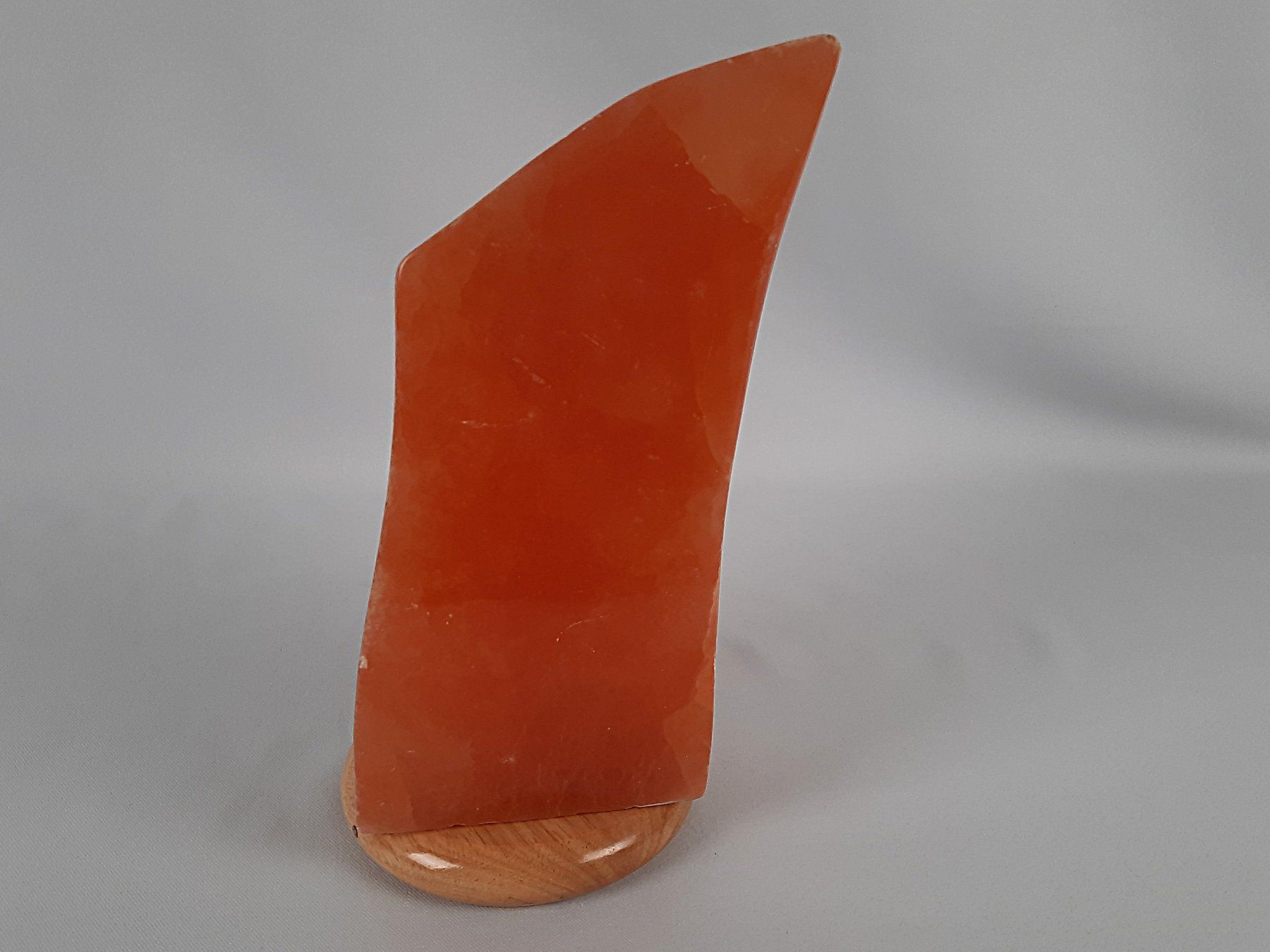 Lampade: Orange Polierter Naturstein Lampe – Difettoso da Beinwil am See venduto da Restwert_Beinwil 1