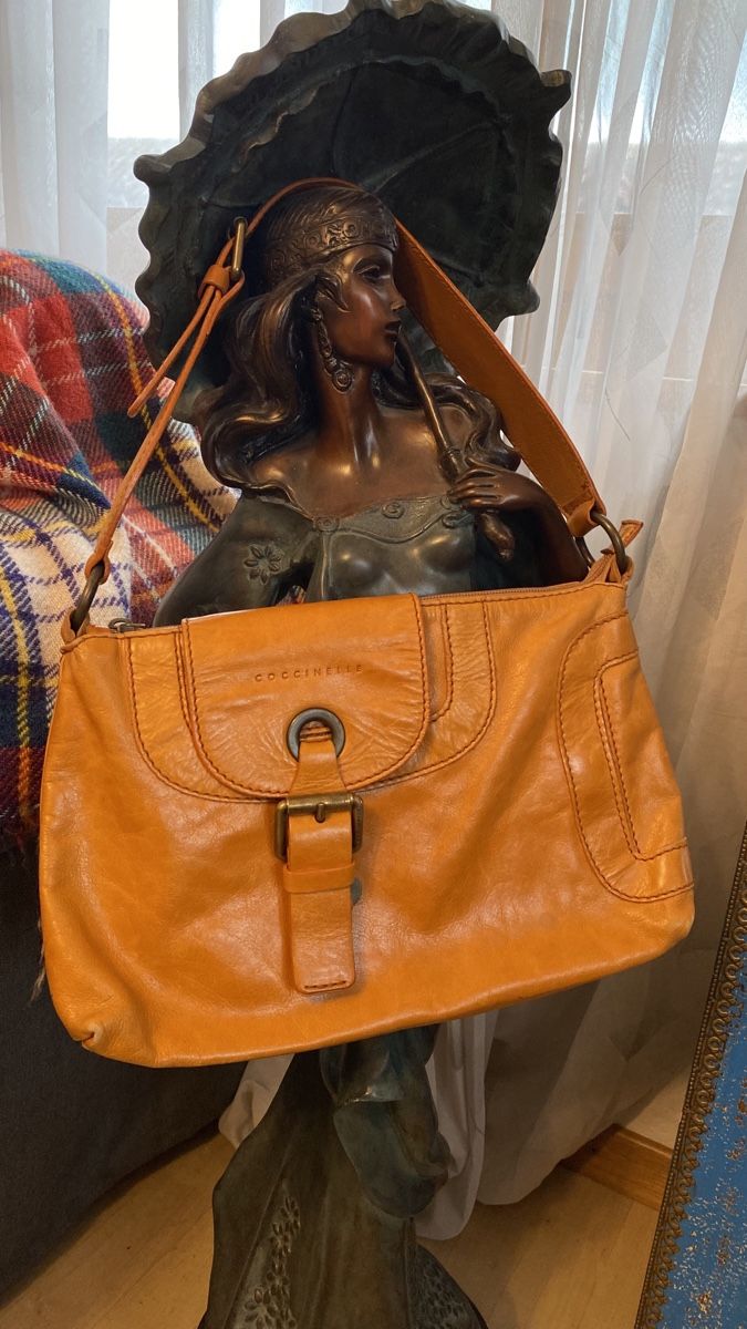Coccinelle Borse da donna: Coccinelle Ledertasche – Usato da Obfelden venduto da tan_9lj9