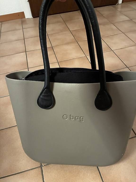 Borse da donna: Sac O bag noir  – Nuovo e nell'imballaggio originale da Boudry venduto da aud_6khm 1