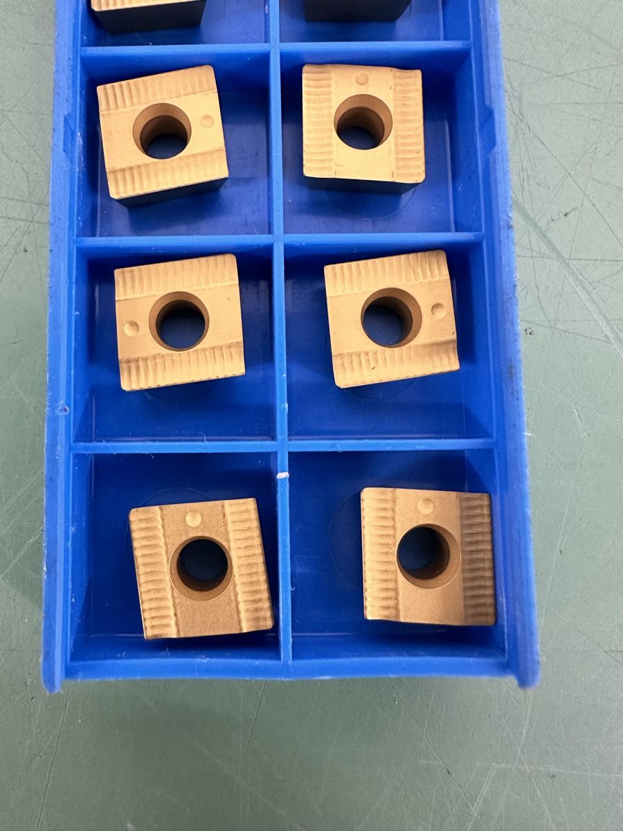Tutti gli attrezzi: Garant turning inserts, Dreheinsätze. – Nuovo (secondo la descrizione) da Aarberg venduto da SNMachines 2