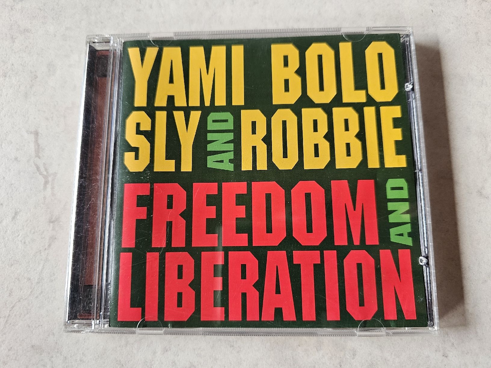 CD: Yami Bolo + Sly & Robbie  -  Freedom & Liberation – Usato da Schneisingen venduto da backstore24