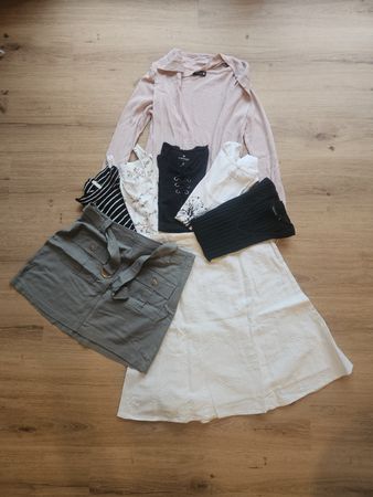 Sommerliches Kleiderpaket für Damen - Grösse S
