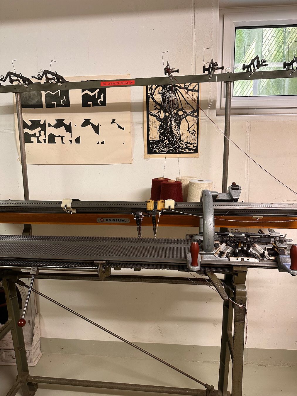 Universal Tutte le macchine: Strickmaschinen Universal E4 und E8 inkl. Alpacagarn – Usato da Zürich venduto da fisch0 2