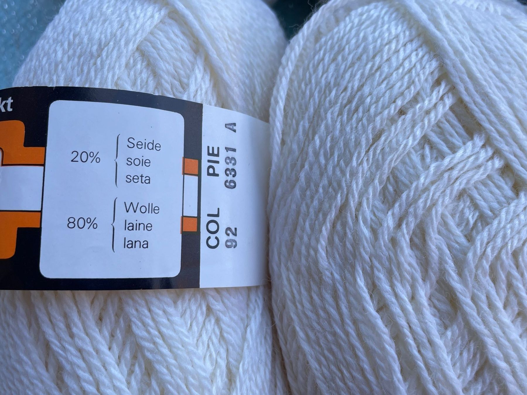 Wolle: Wolle Set: 8 Stk BERNETTA "Seide mit Wolle" 20% Seide – Gebraucht aus Frasnacht von GracyStore 2