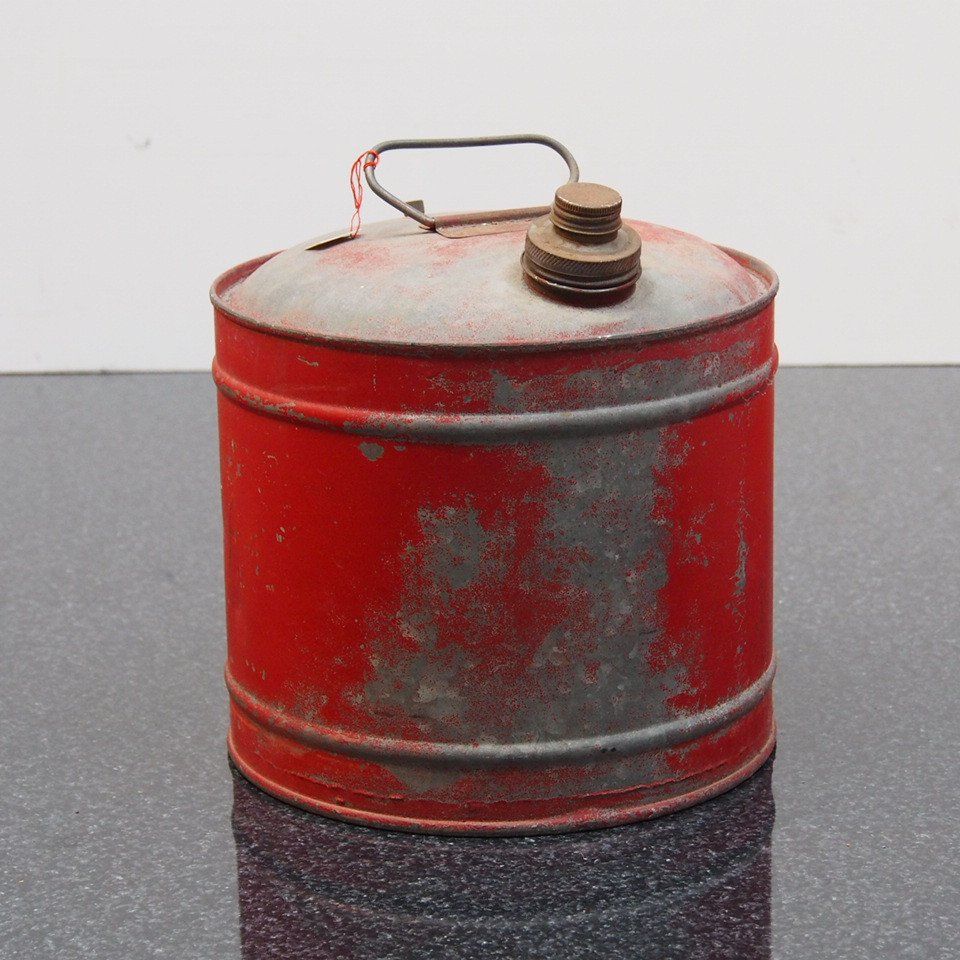 Benzinkanister: Kanister – Gebraucht aus Schalunen von schwabspielautomaten