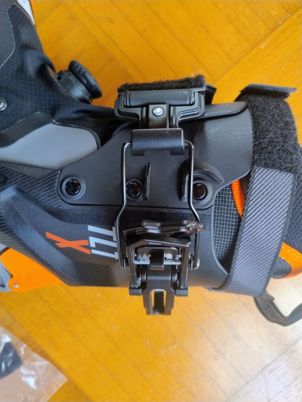 Dynafit Scarpe da uomo: Dynafit TLT X PU, 27.5, magnet/fluo orange – Nuovo (secondo la descrizione) da La Sarraz venduto da petit_chammossaire 7