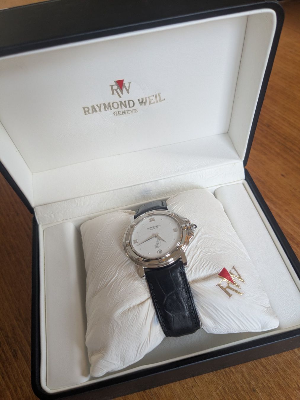Raymond Weil Orologi: Montre Raymond Weil jamais portée – Nuovo e nell'imballaggio originale da Genève venduto da maiakovski