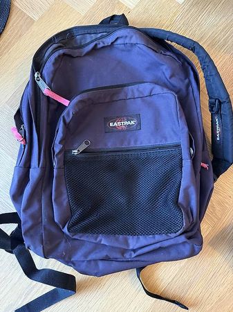Eastpak Rucksack Lila 39l