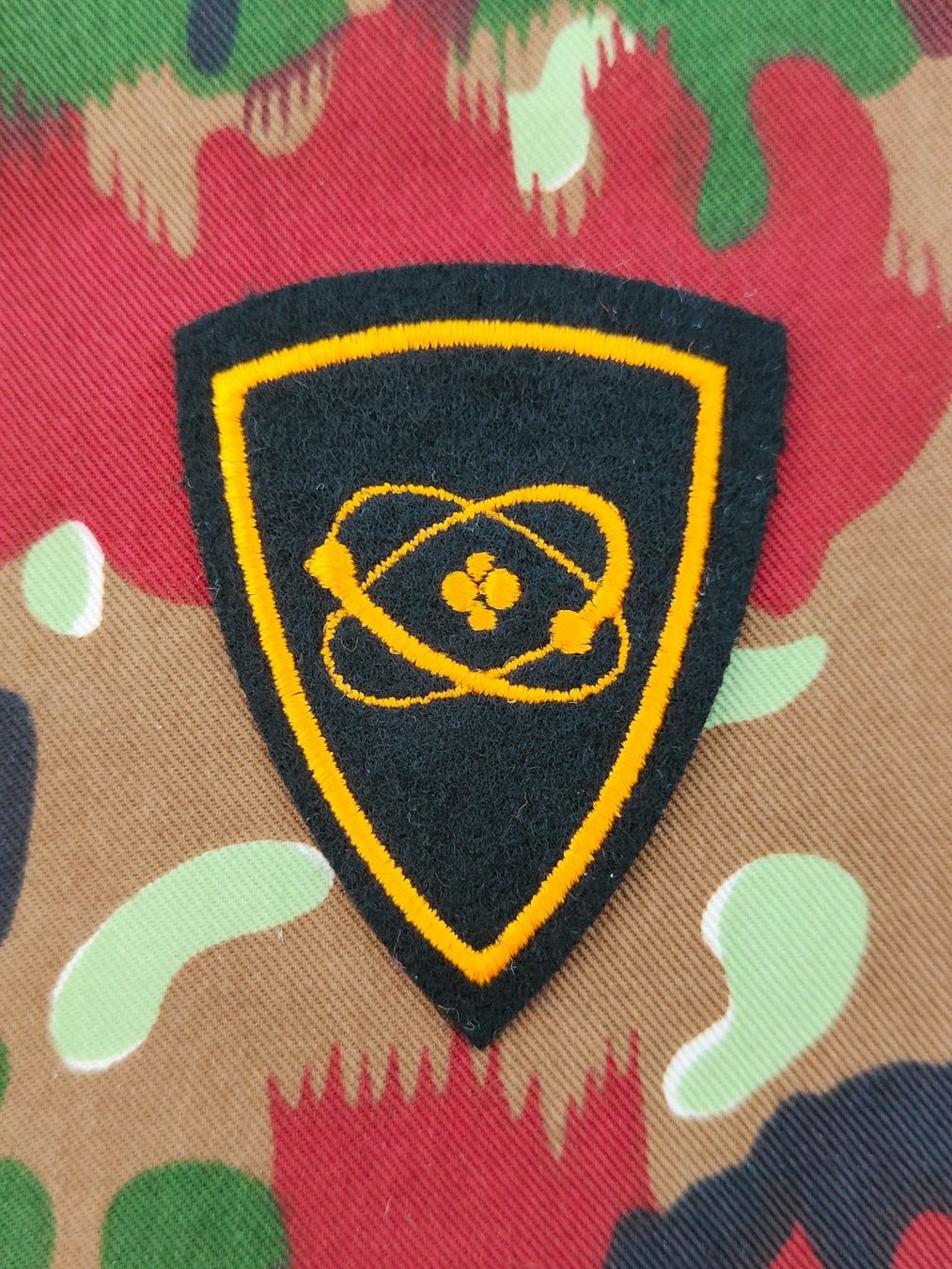Schweizer Armee Plaketten & Abzeichen: Funktionsabzeichen AC Unteroffizier / AC Spürer Ord. 1995 – Gebraucht aus Bauma von SwissMilitaria