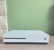 Xbox One, 3 Controller und 12 Spiele