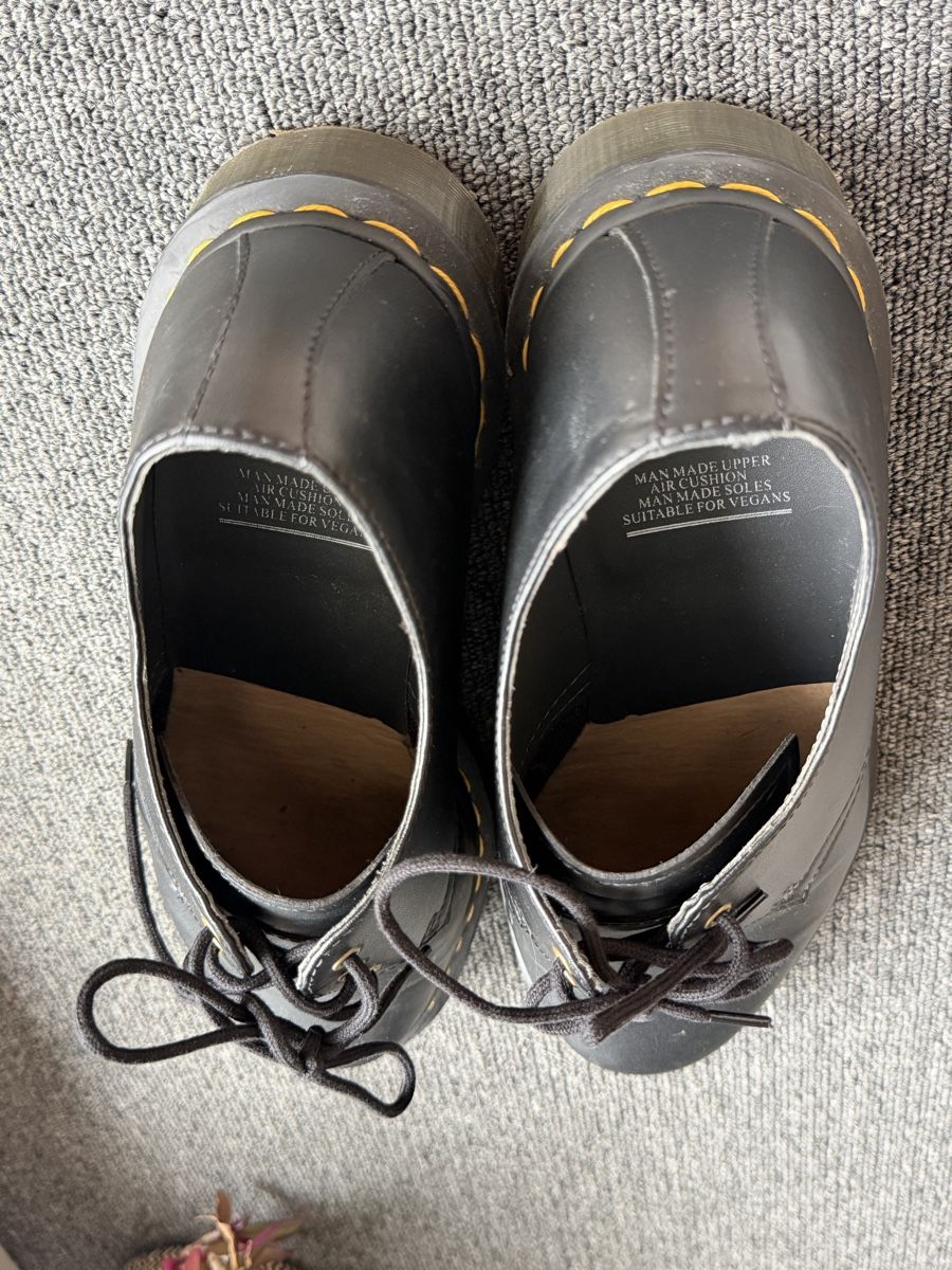 Dr. Martens Scarpe da uomo: Chaussures Dr. Martens noir taille 45  – Nuovo (secondo la descrizione) da Bulle venduto da LeMoleson 7