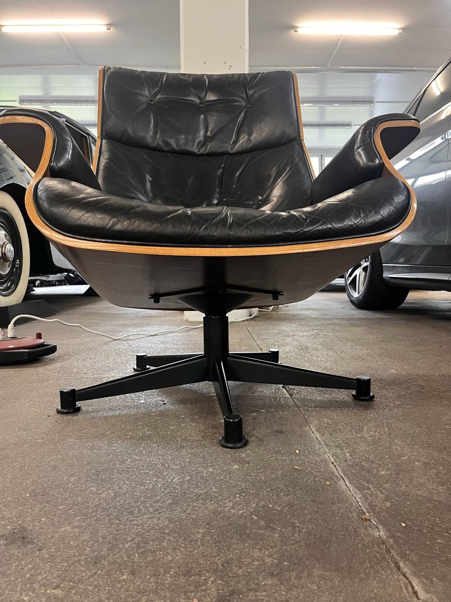 Sessel: Alter Designerstuhl mit Hocker – Gebraucht aus Muri AG von Philipp27LMW 4