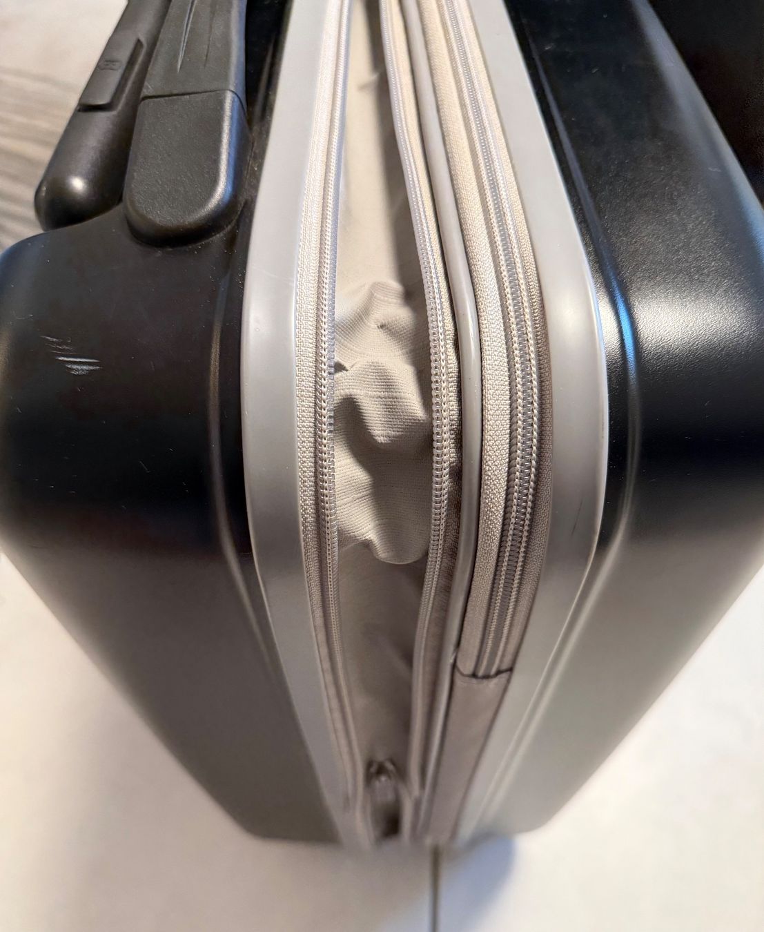 Victorinox Valigie: Victorinox Handgepäck Koffer – Usato da Niedergösgen venduto da Blacksun 4