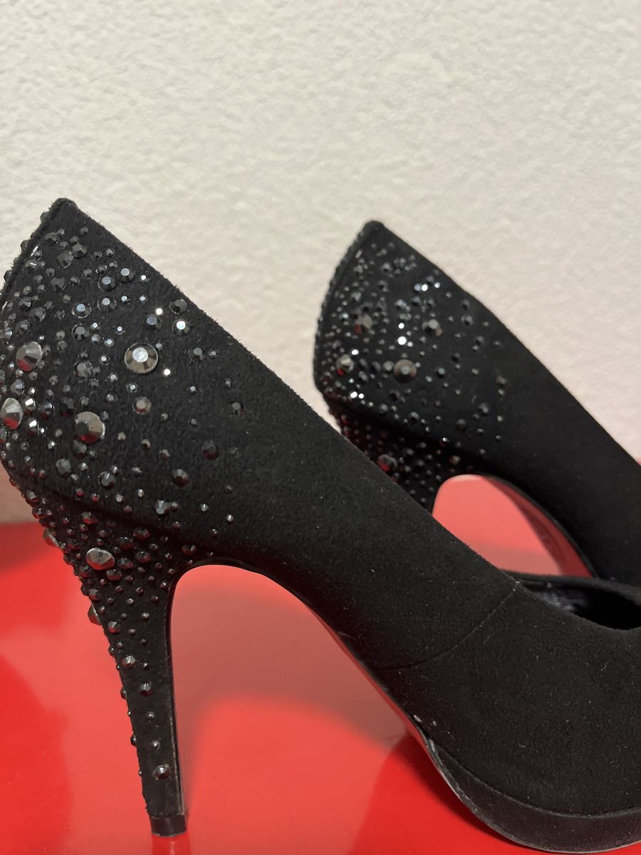 Graceland Damenschuhe: Schwarze High Heels Gr. 38 Glitzer Nieten – Neu und originalverpackt aus Steinmaur von RosaliaT 1