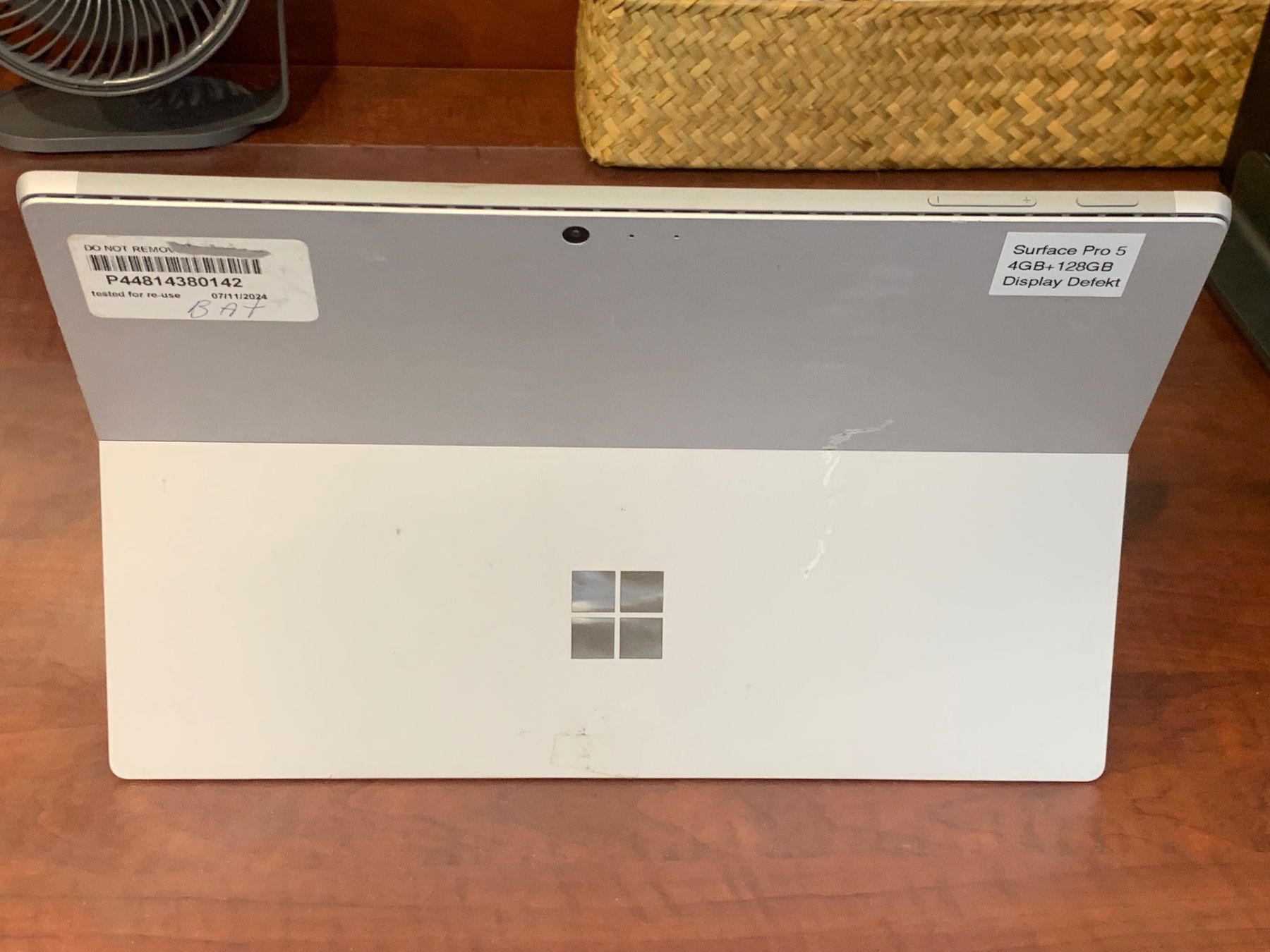 Microsoft Tablet PC: Surface Pro 5 4GB+128GB Defekt – Difettoso da Wetzikon ZH venduto da uelivernetzt 2