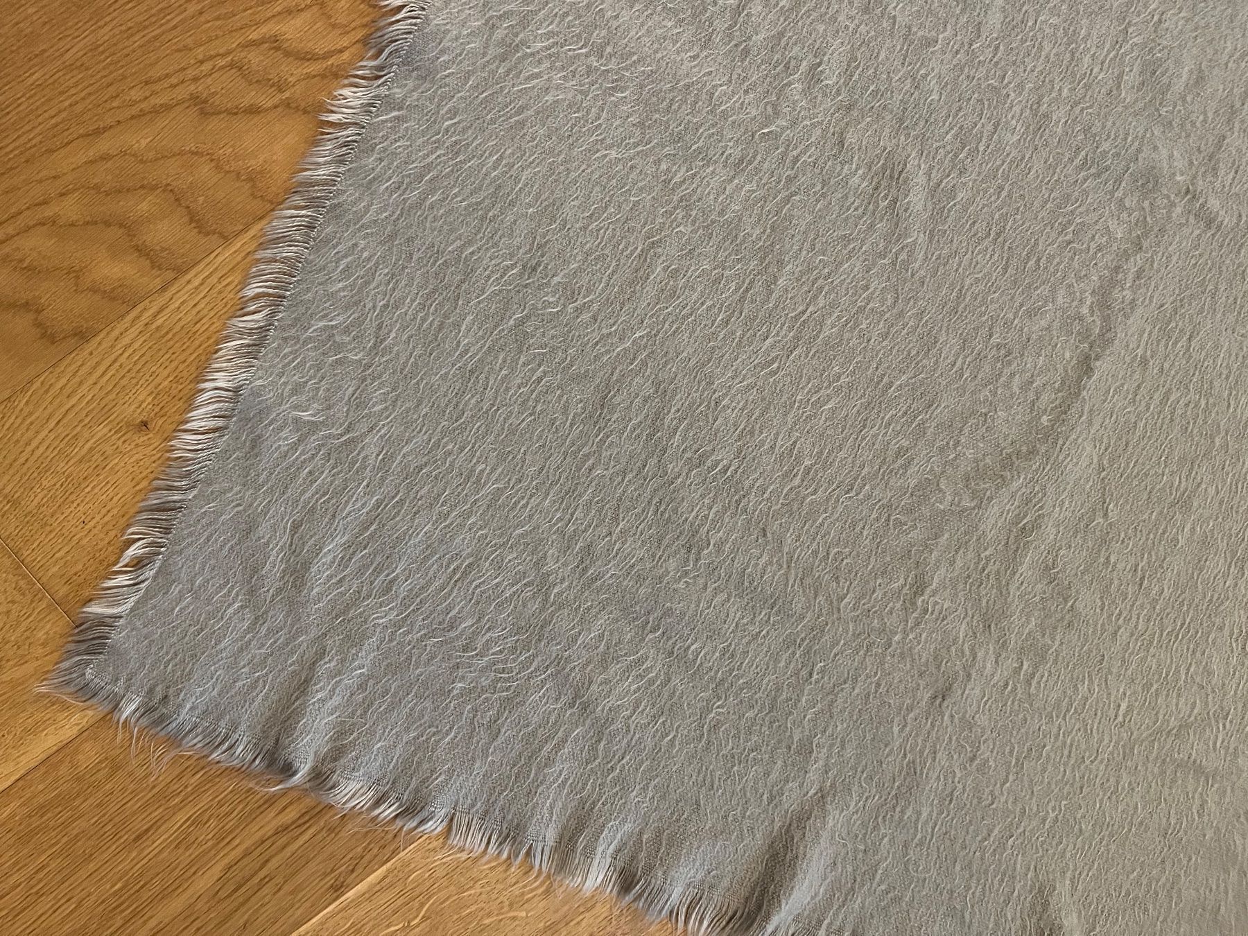 H&M Foulard & Sciarpe: Damen Schal von H&M – Usato da Zofingen venduto da saaraaah___ 1