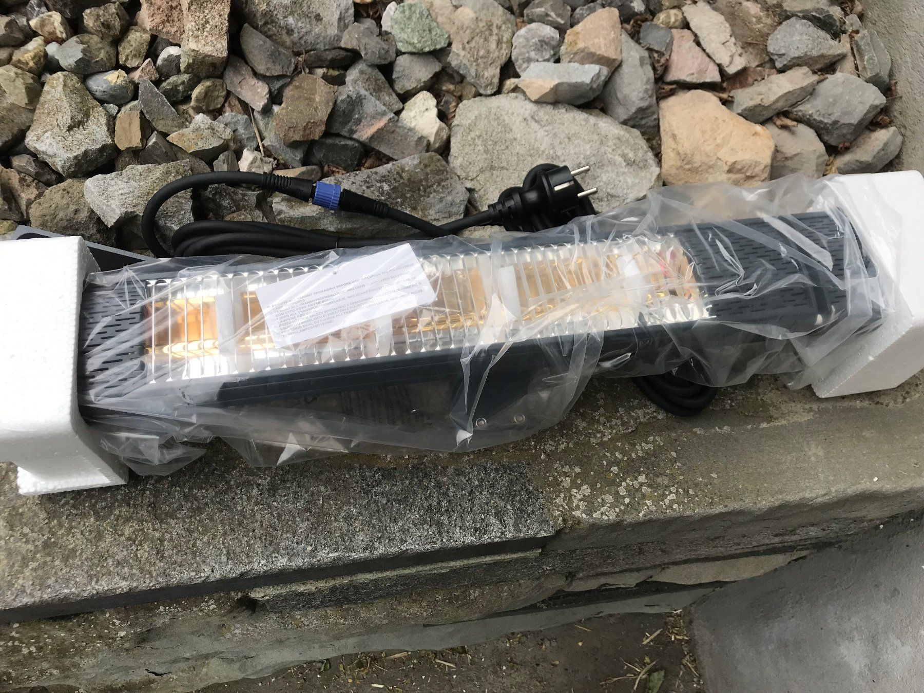 Radiatori: Heizstrahler Heater Pergolux – Nuovo e nell'imballaggio originale da Unterkulm venduto da Fabulirius 5