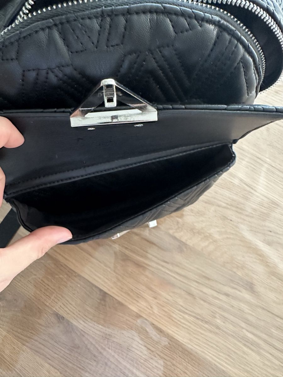 Zaini: Valentino sac à dos – Usato da Courgevaux venduto da missceline5 4