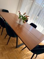TABLE EN BOIS MASSIF