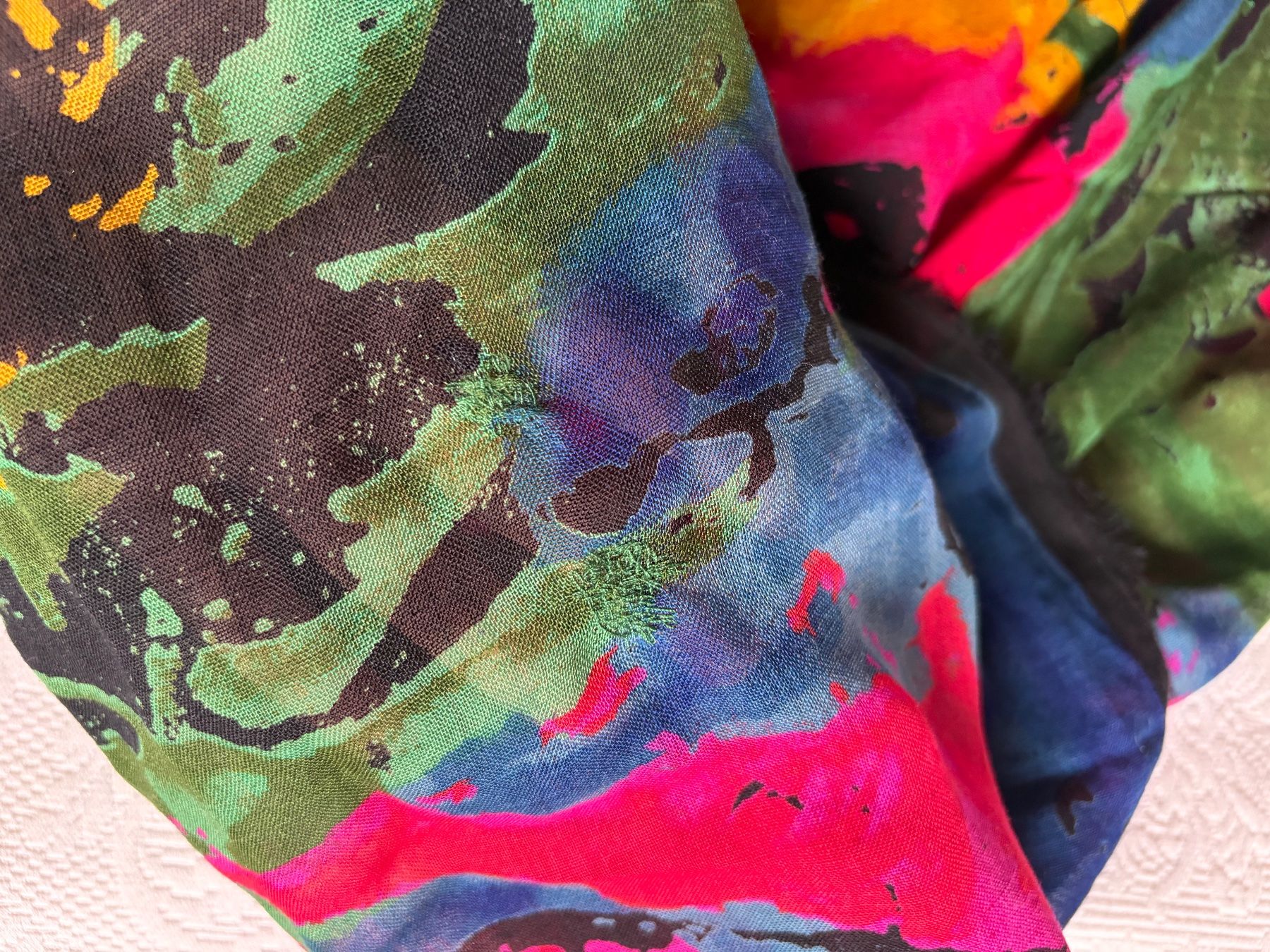 Foulard & Sciarpe: Emanuel Ungaro Big Shwal Wool & Silk – Usato da Luzern venduto da AM2nd 4