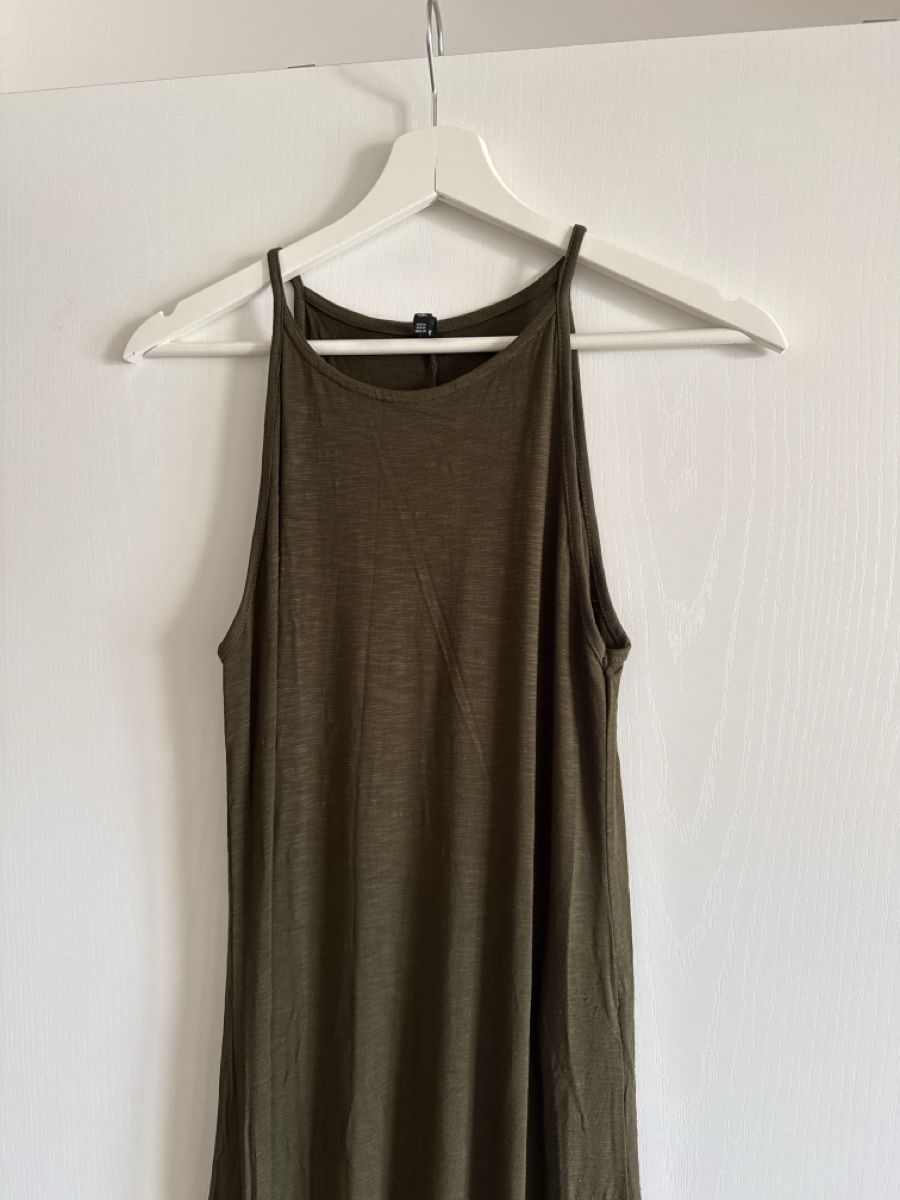 Stradivarius Kleider: Sommerkleid von Stradivarius Grösse M – Neu (gemäss Beschreibung) aus Otelfingen von Tommy112 1