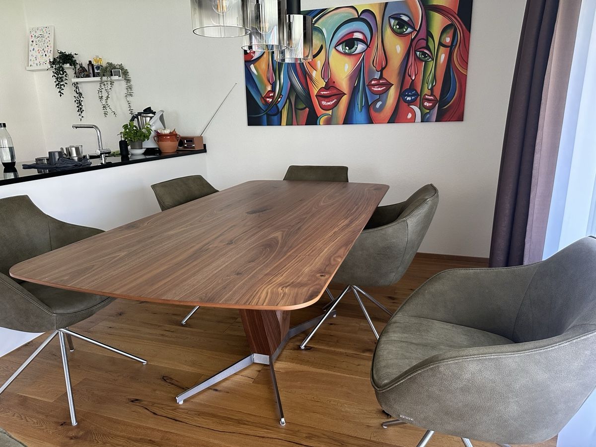Pfister Tavoli: Esstisch Designer Koinor – Usato da Neukirch (Egnach) venduto da Drughino