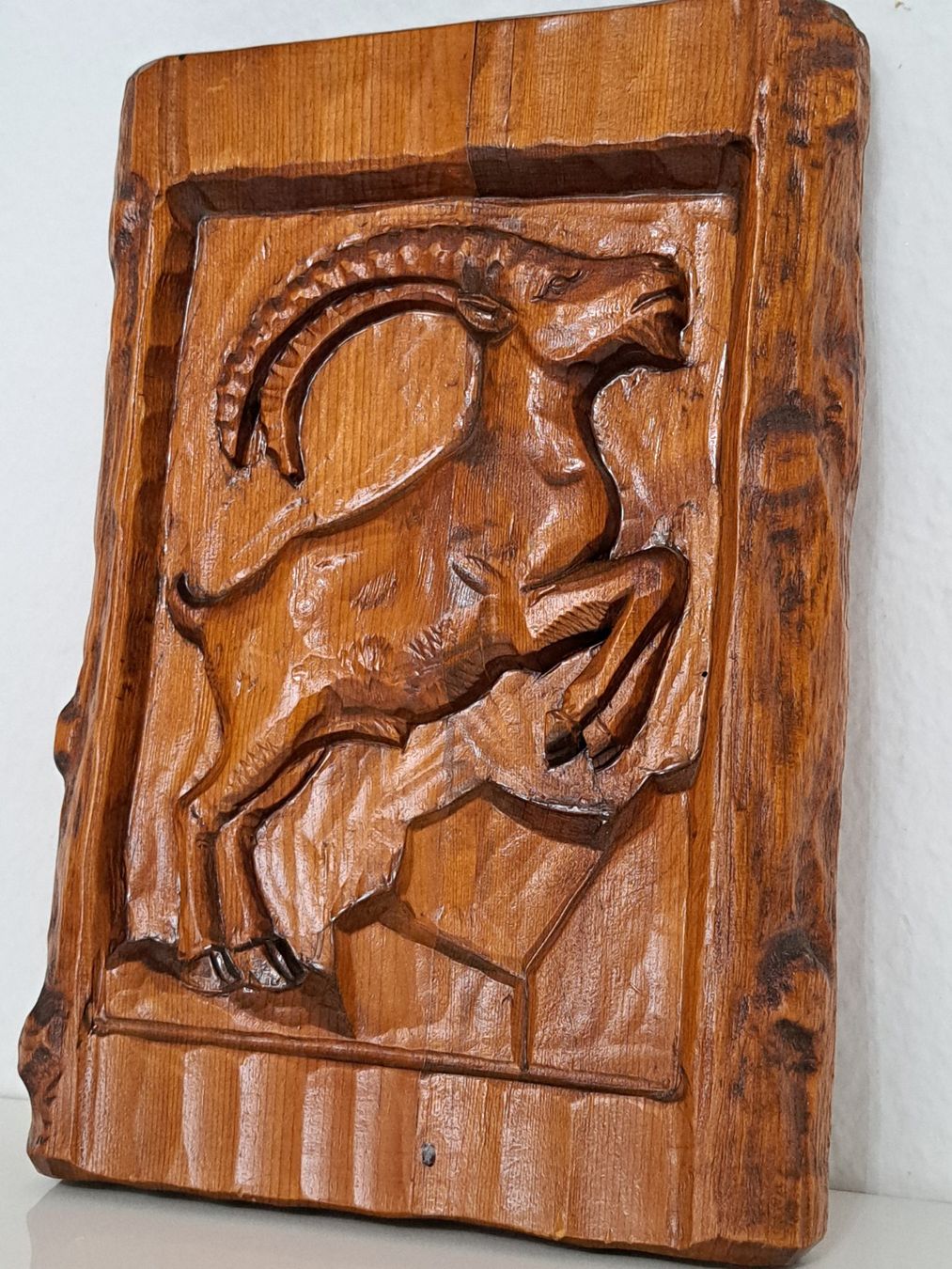 Skulpturen & Statuen: Steinbock Alte Holzschnitzerei 3D Wandbild – Gebraucht aus Birsfelden von oleros