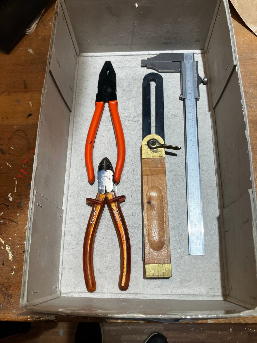 Alle Werkzeuge: Werkzeug-Set: Winkelmesser, Schieblehre, Seitenschneider etc – Gebraucht aus Neunkirch von autoscooter57 1