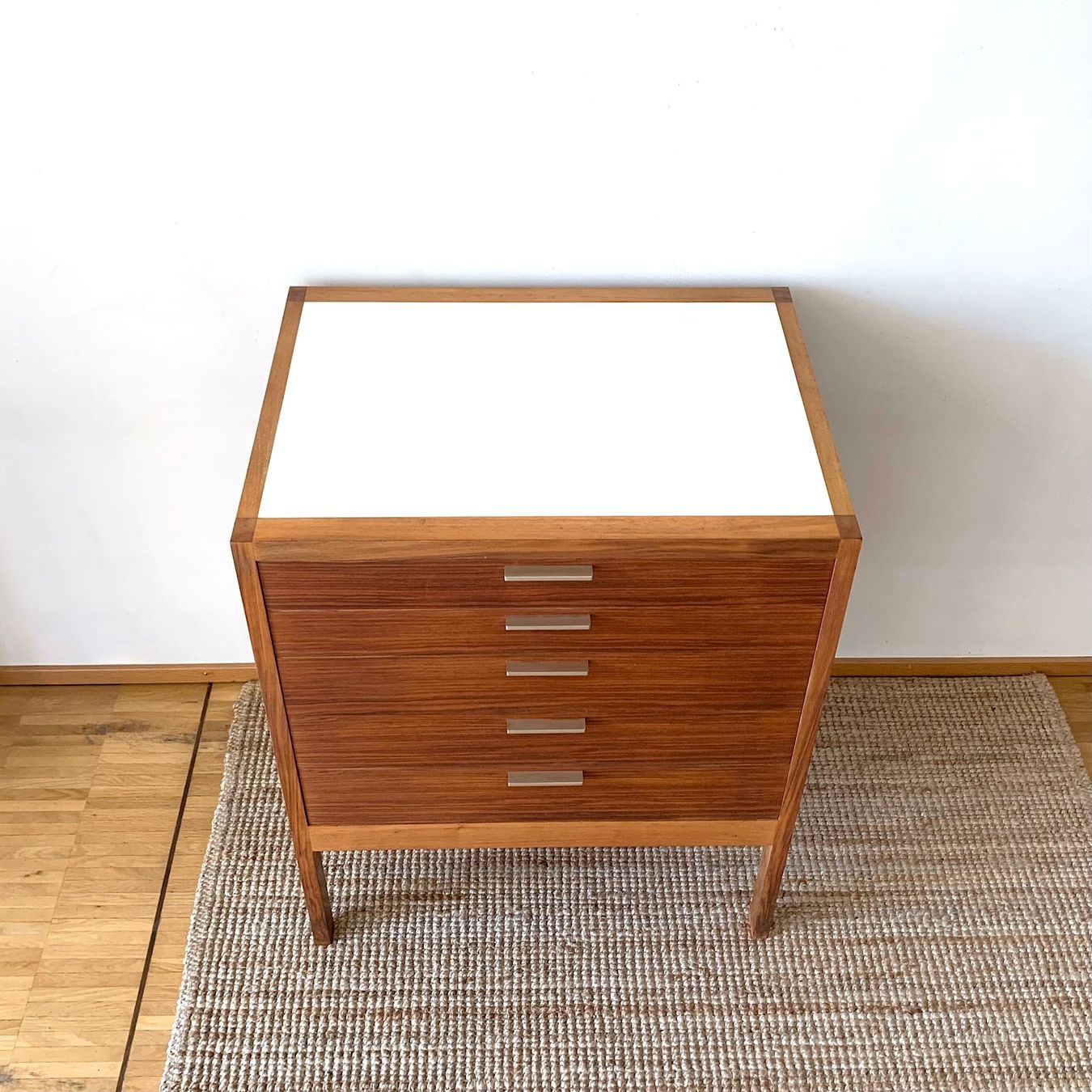 Cassettiere: Kommode/Sideboard aus den 60/70er Jahren – Usato da Winterthur venduto da Trouvailles-77 4