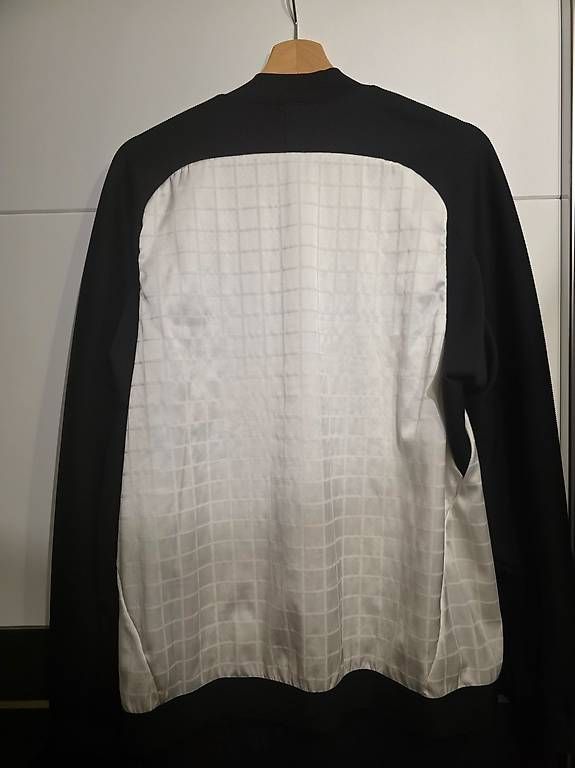 Nike Jacken: Nike Trainerjacke Grösse M – Gebraucht aus Rüthi (Rheintal) von Foensi67 2