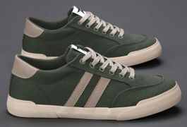 Coole Herren Sneakers grün Gr. 43 Frühlingsstil!