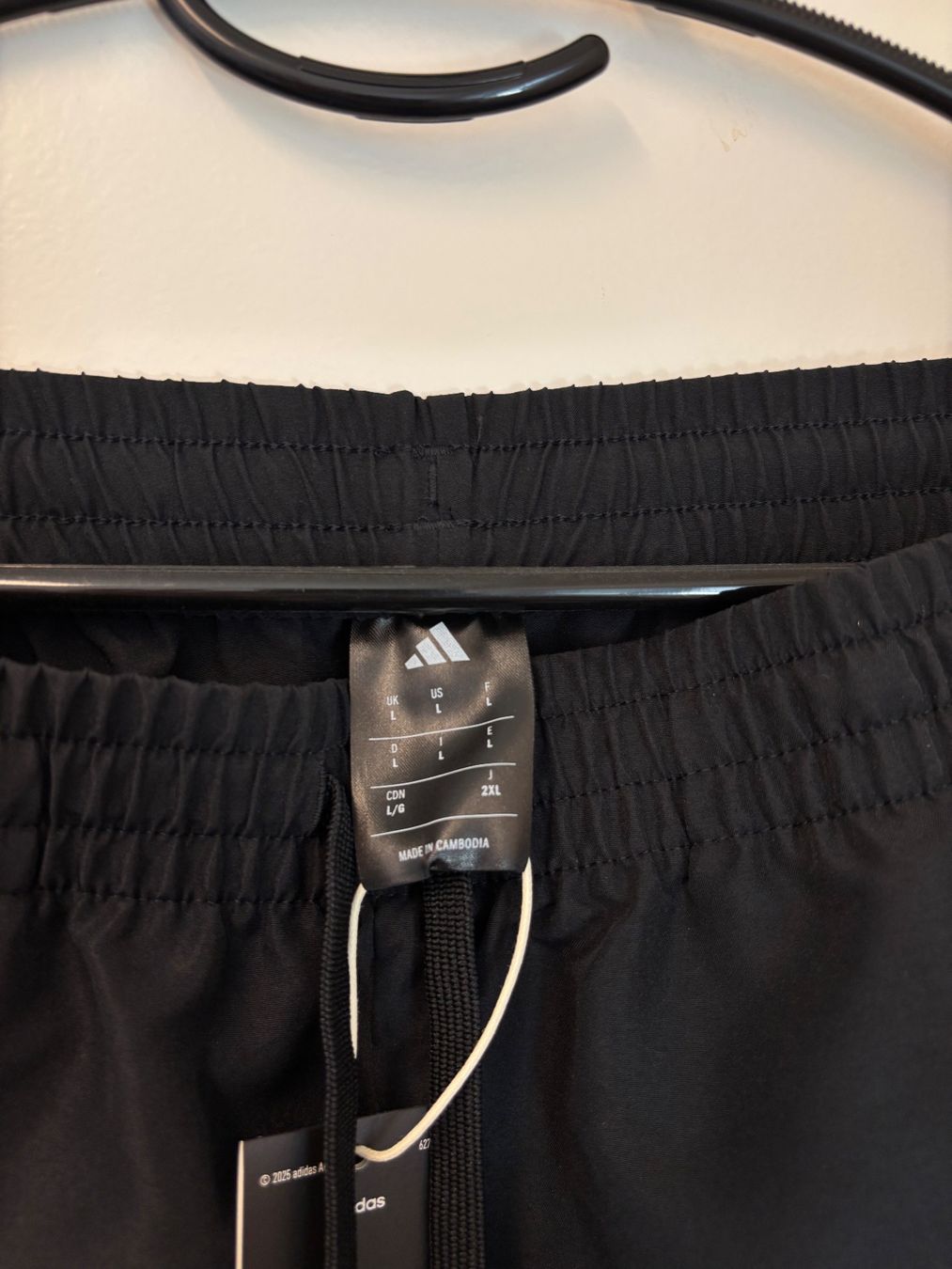 Adidas Hosen: Adidas Trainingshose – Neu und originalverpackt aus Zürich von mc_mike77 4