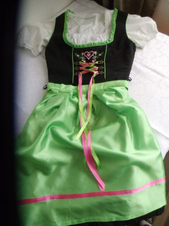 Dirndl/Kleid von Stockerpoint Gr. 38 / S fürs Oktoberfest