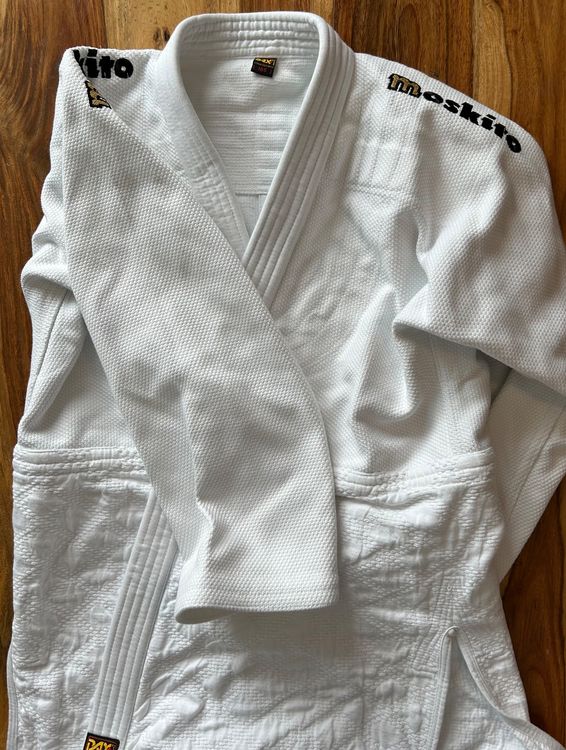 S.B.J - Sportland Ittelschwerer Judoanzug Basic - Für Kinder Und Erwachsene, Weiß, 110