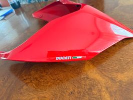 Ducati Panigale V4 V4S Soziusabdeckung rot – Original top