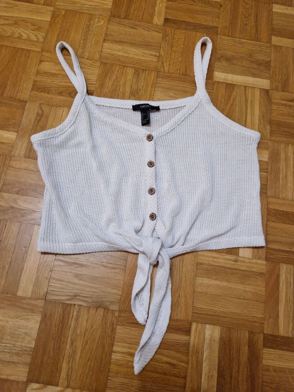 Top: White Crop Top - Size M – Usato da Allschwil venduto da IreneTu