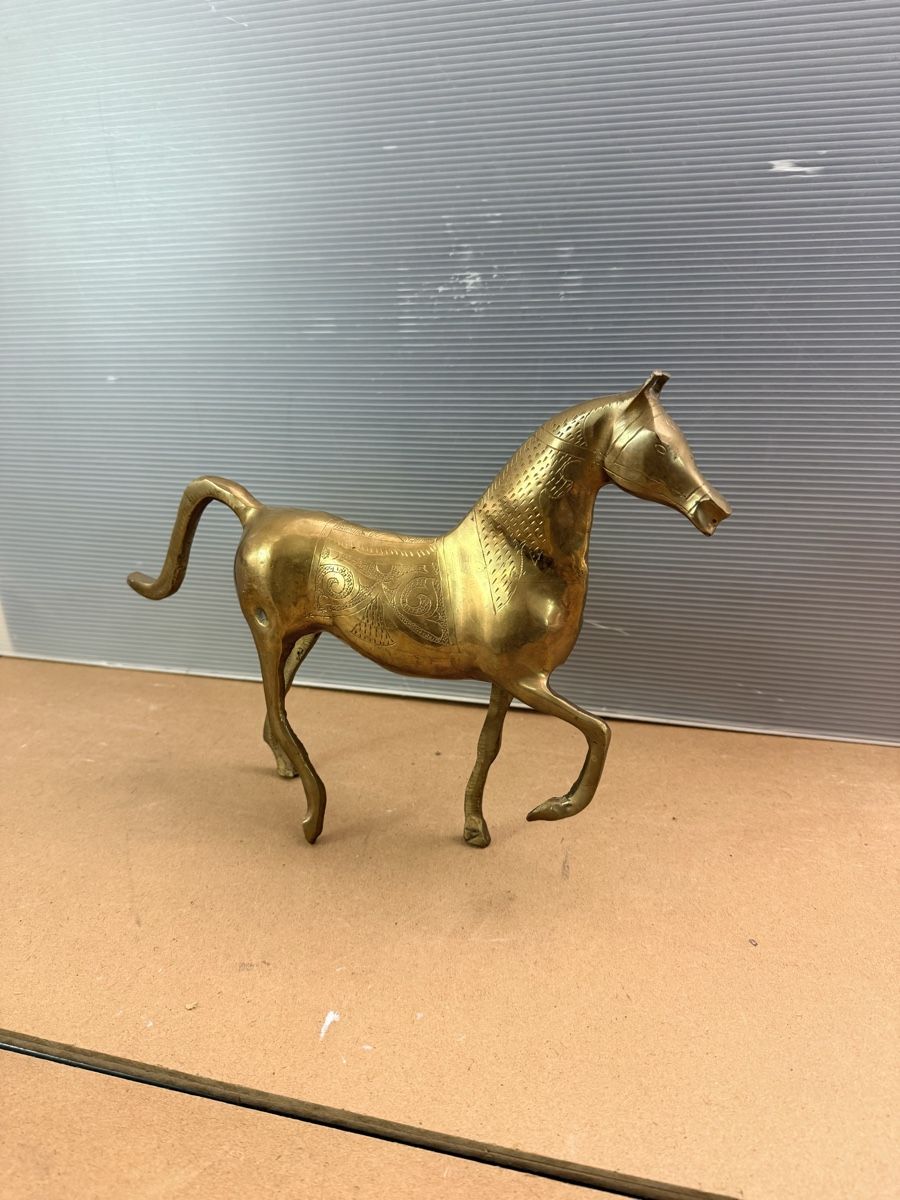 Sculture & Statue: Vintage-Pferdskulptur – Usato da Solothurn venduto da NUVICO 2
