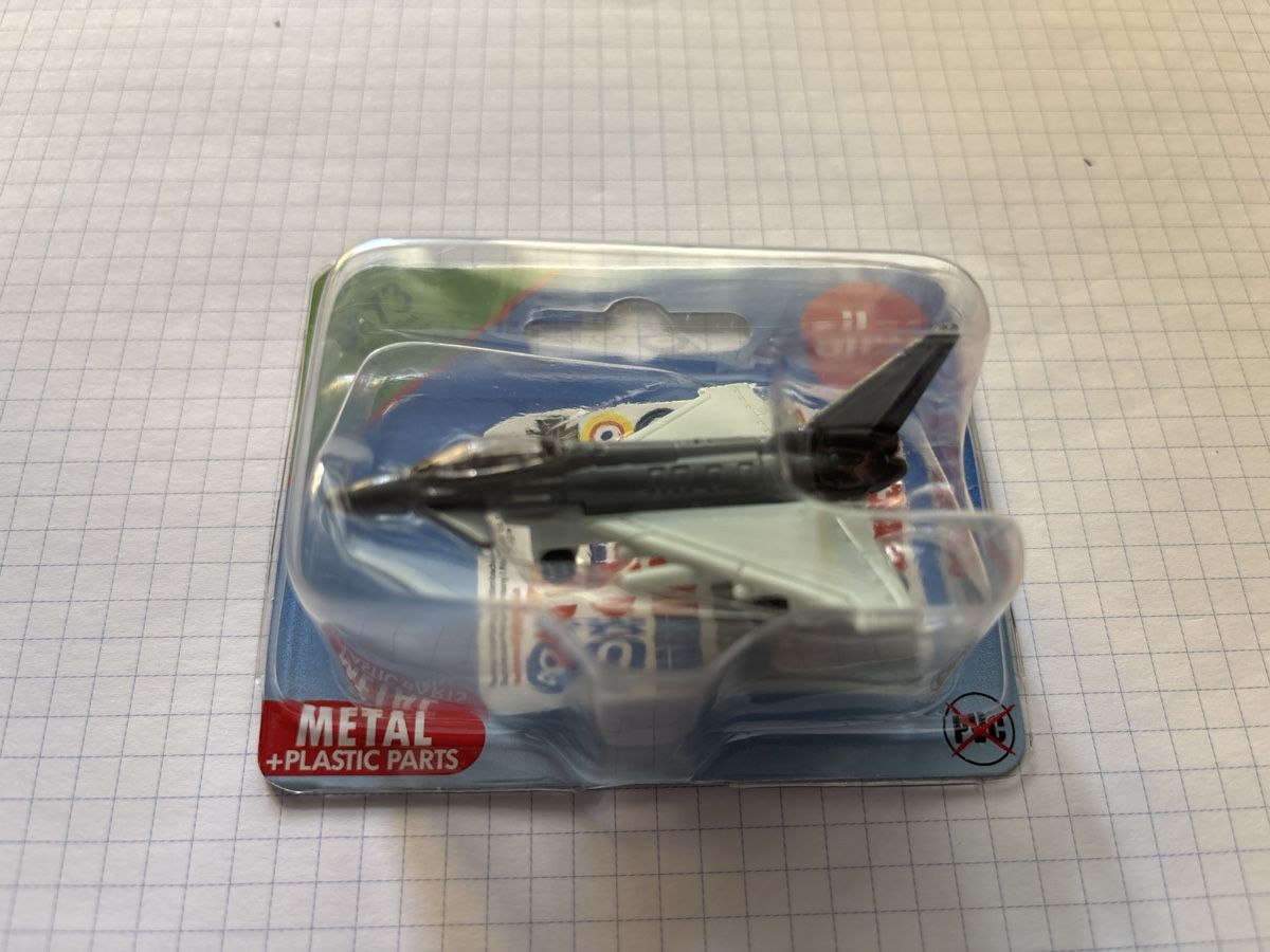 Siku Kit di modellismo & Modellini statici: Siku Kampfjet METAL + PLASTIC PARTS – Nuovo e nell'imballaggio originale da Unterengstringen venduto da hab_dyp5